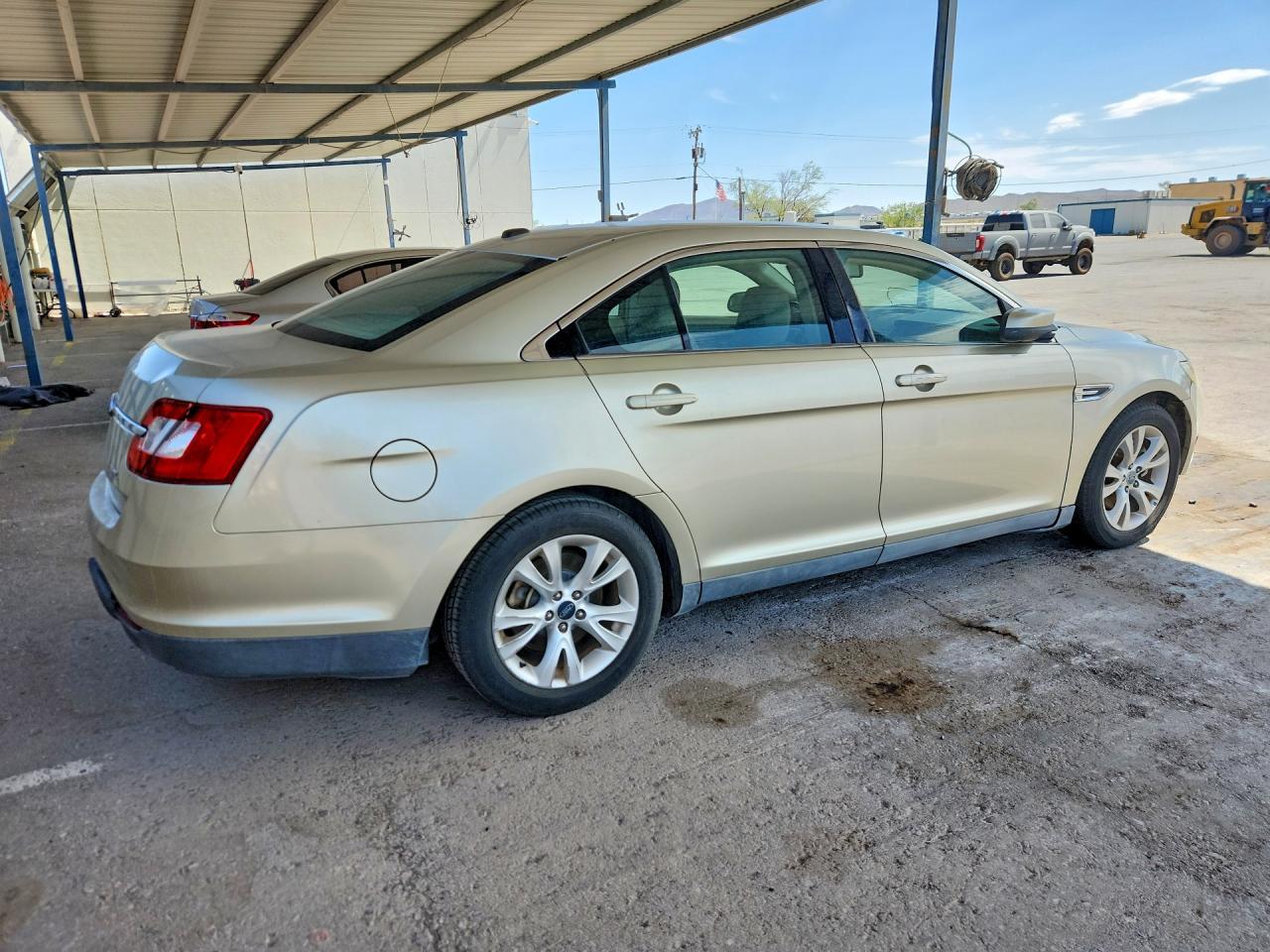 2010 Ford Taurus Sel - Image 3
