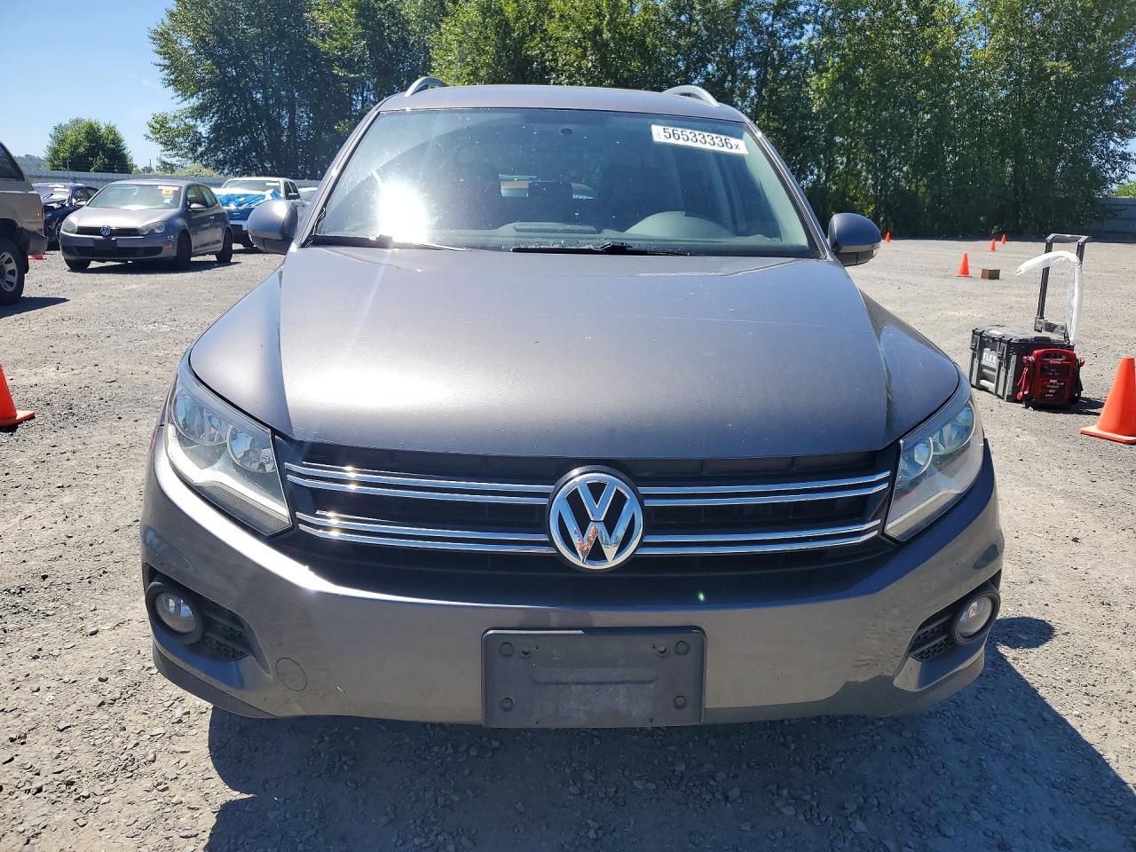 2013 Volkswagen Tiguan S - Image 5