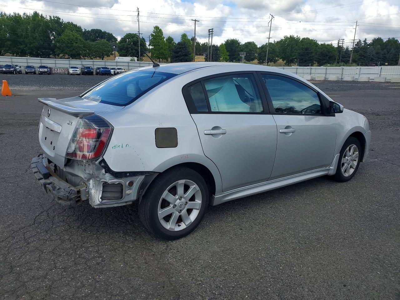 2010 Nissan Sentra 2.0 - Фото 3