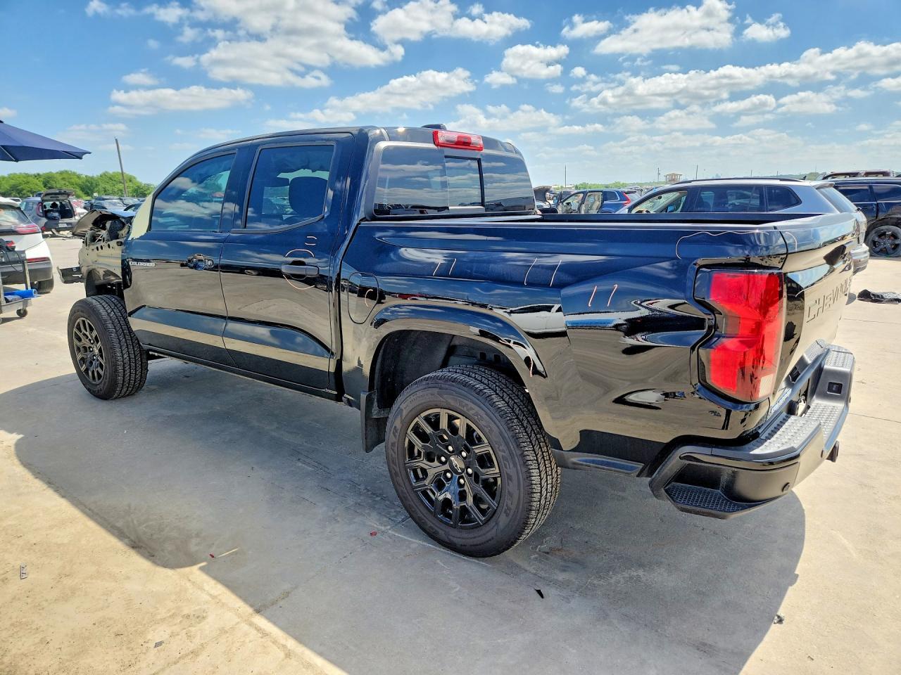 2025 Chevrolet Colorado - Фото 2