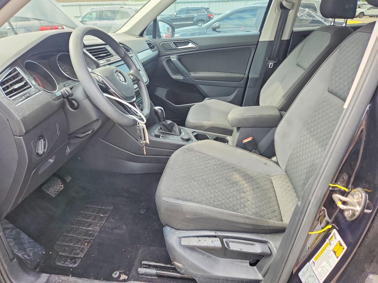 2018 Volkswagen Tiguan S - Image 7