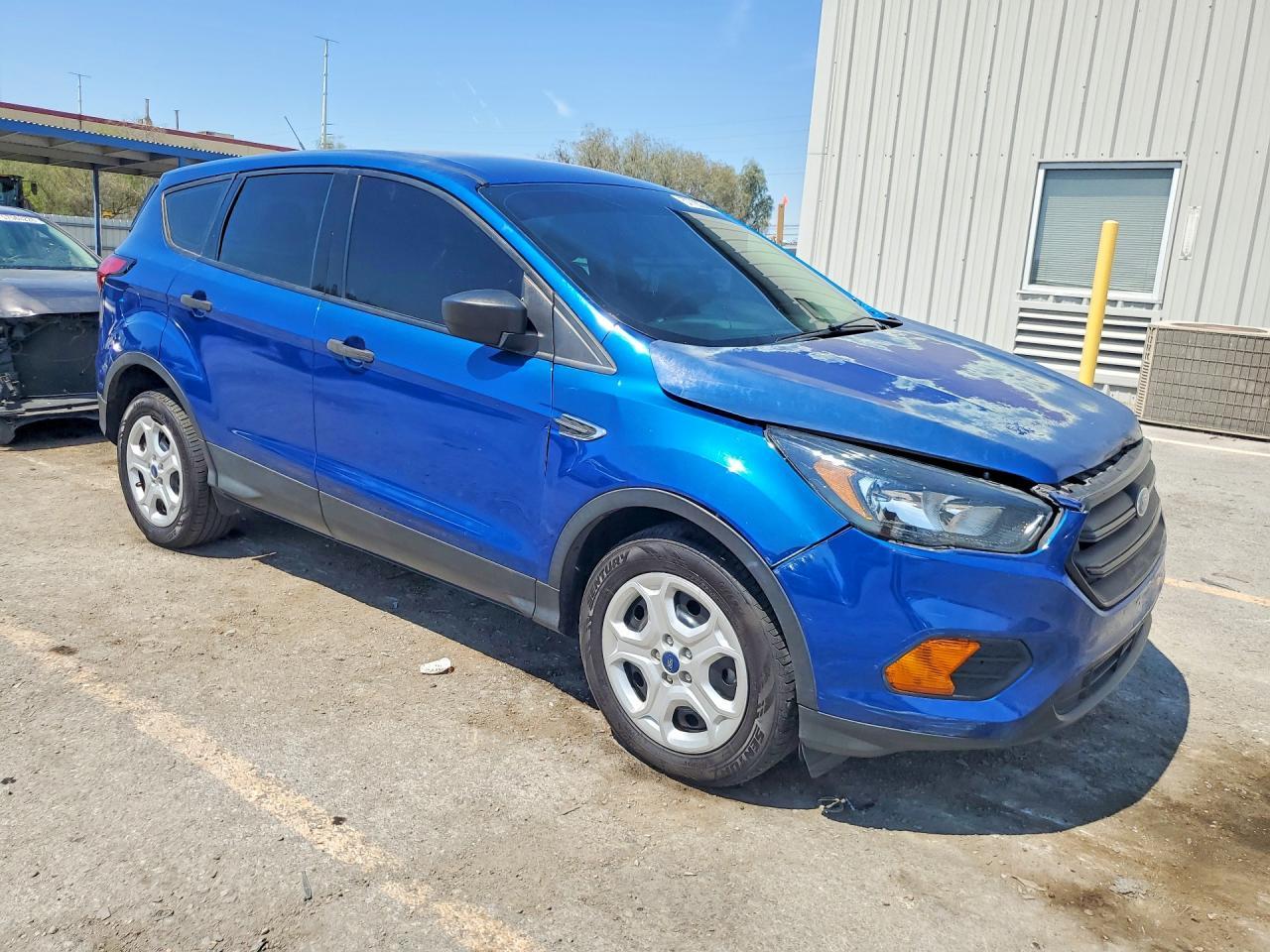 2019 Ford Escape S - Image 4