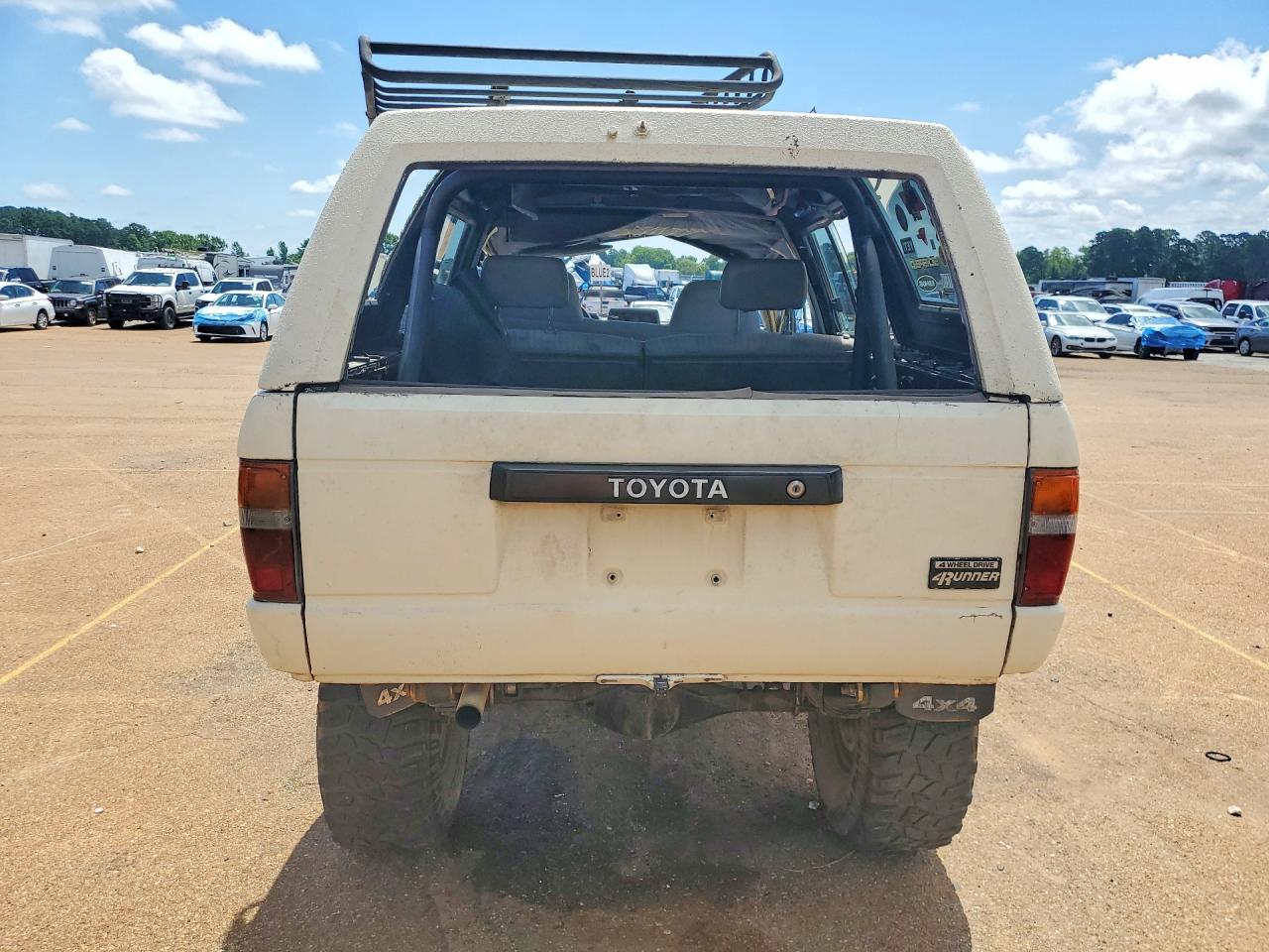 1984 Toyota 4Runner Rn60 - Фото 6