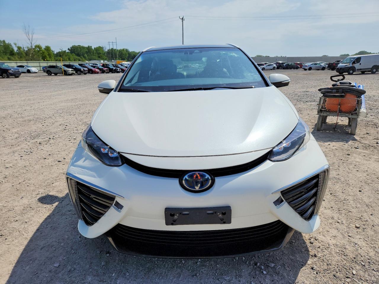 2016 Toyota Mirai Base - Image 5