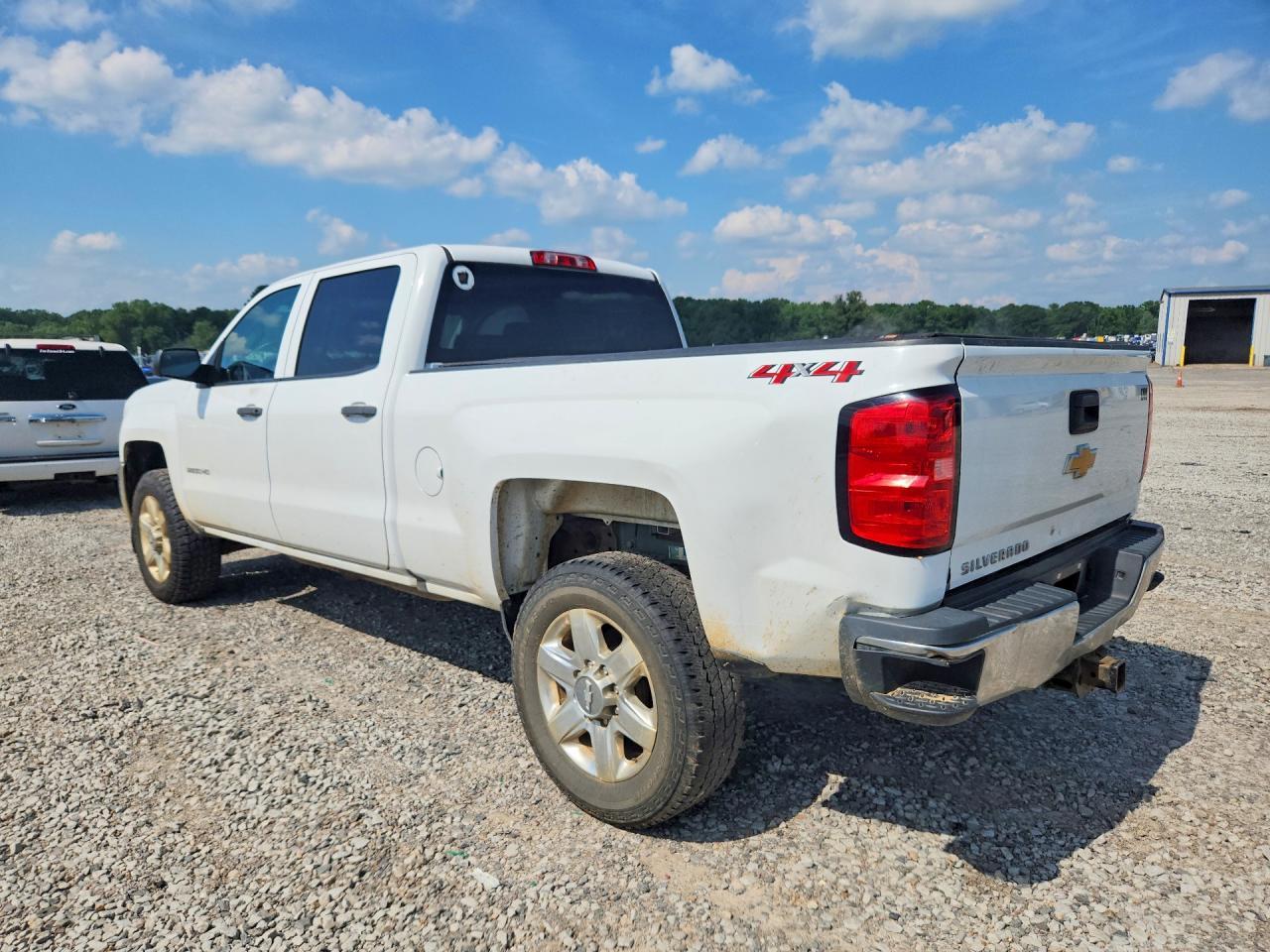 2019 Chevrolet Silverado K2500 Heavy Duty - Фото 2