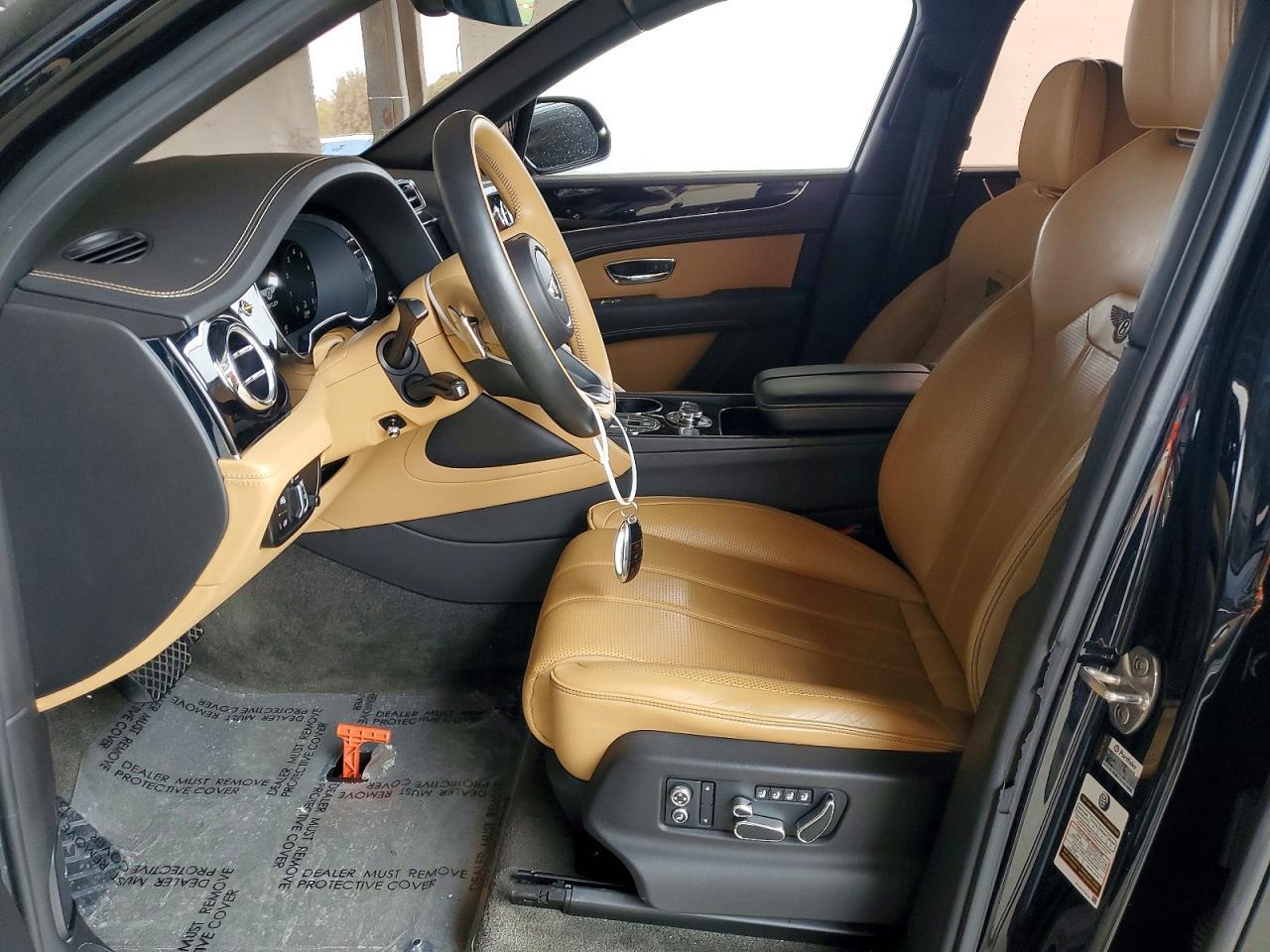 2021 Bentley Bentayga - Фото 7