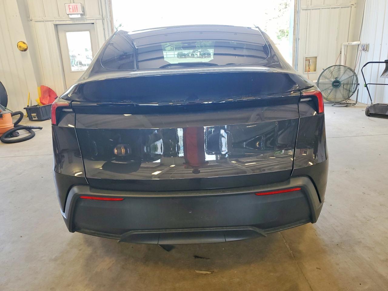 2026 Tesla Model Y - Image 6
