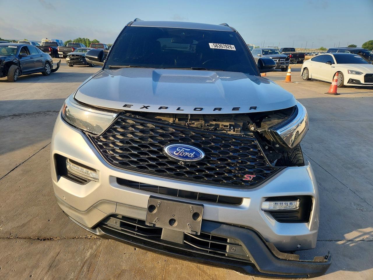 2020 Ford Explorer St - Image 5