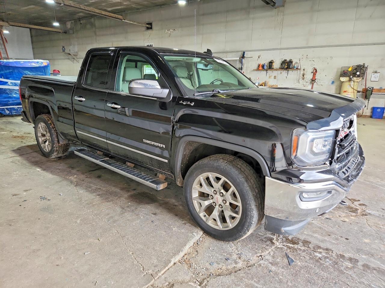 2016 GMC Sierra K1500 Slt - Image 4
