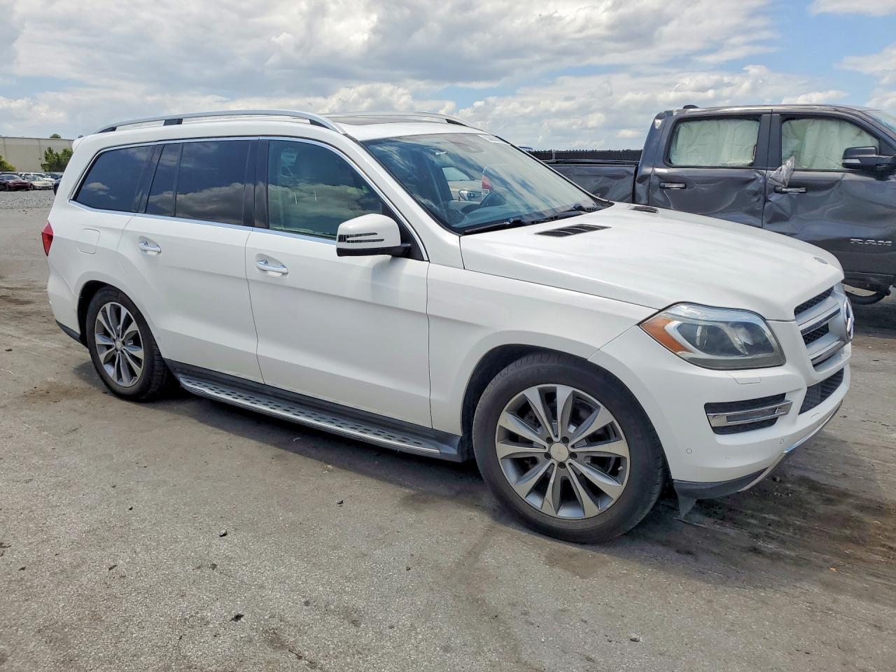 2014 Mercedes-Benz Gl 450 4Matic - Фото 4