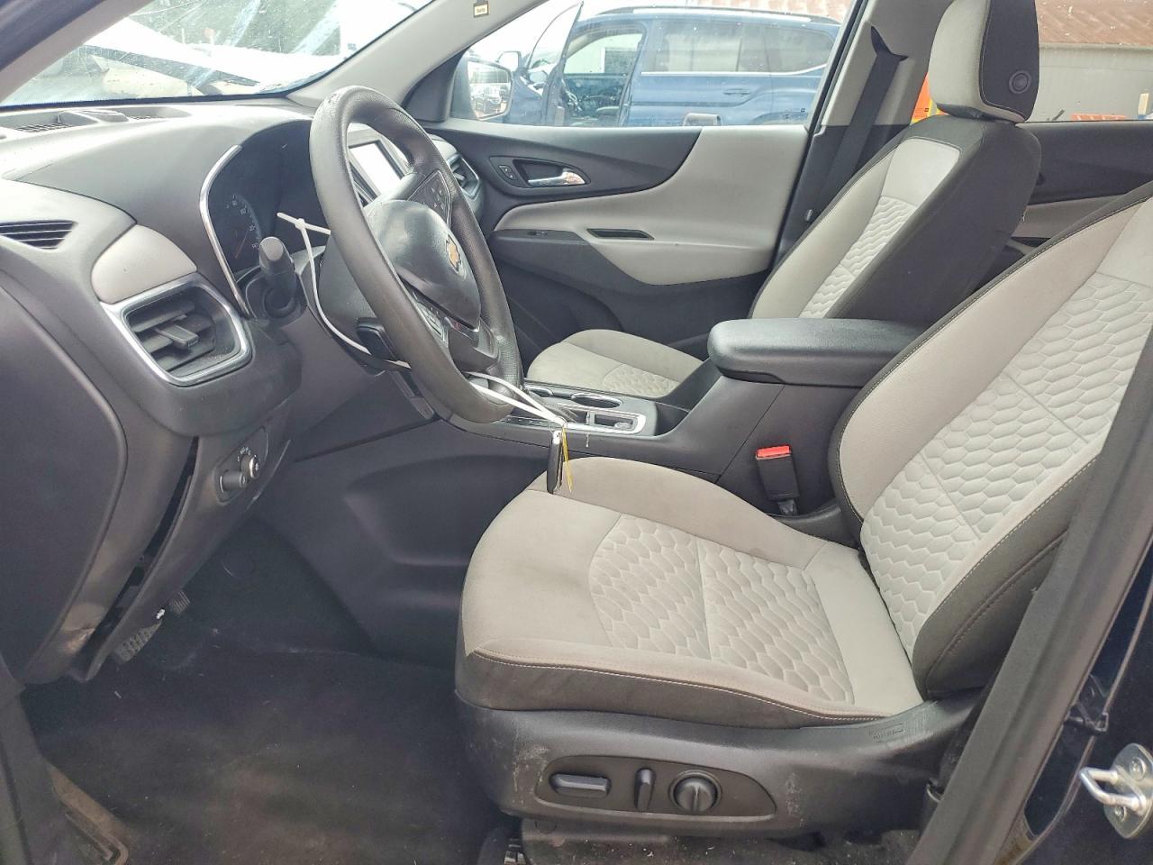 2021 Chevrolet Equinox Ls - Фото 7