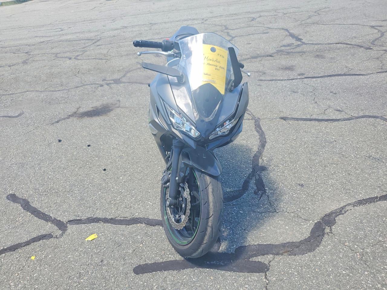 2024 Kawasaki Ex650 R - Image 2
