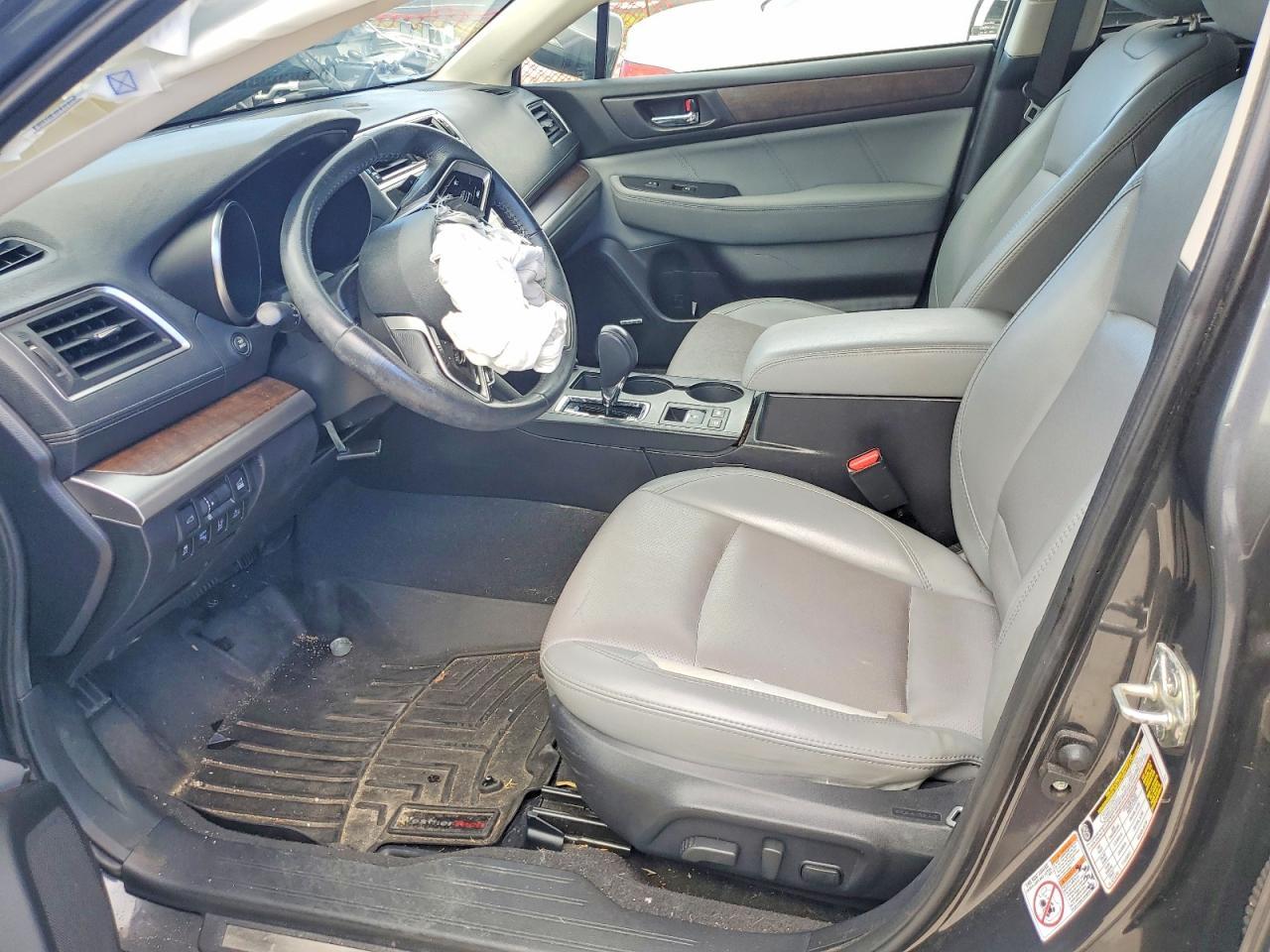 2018 Subaru Outback 3.6R Limited - Image 7