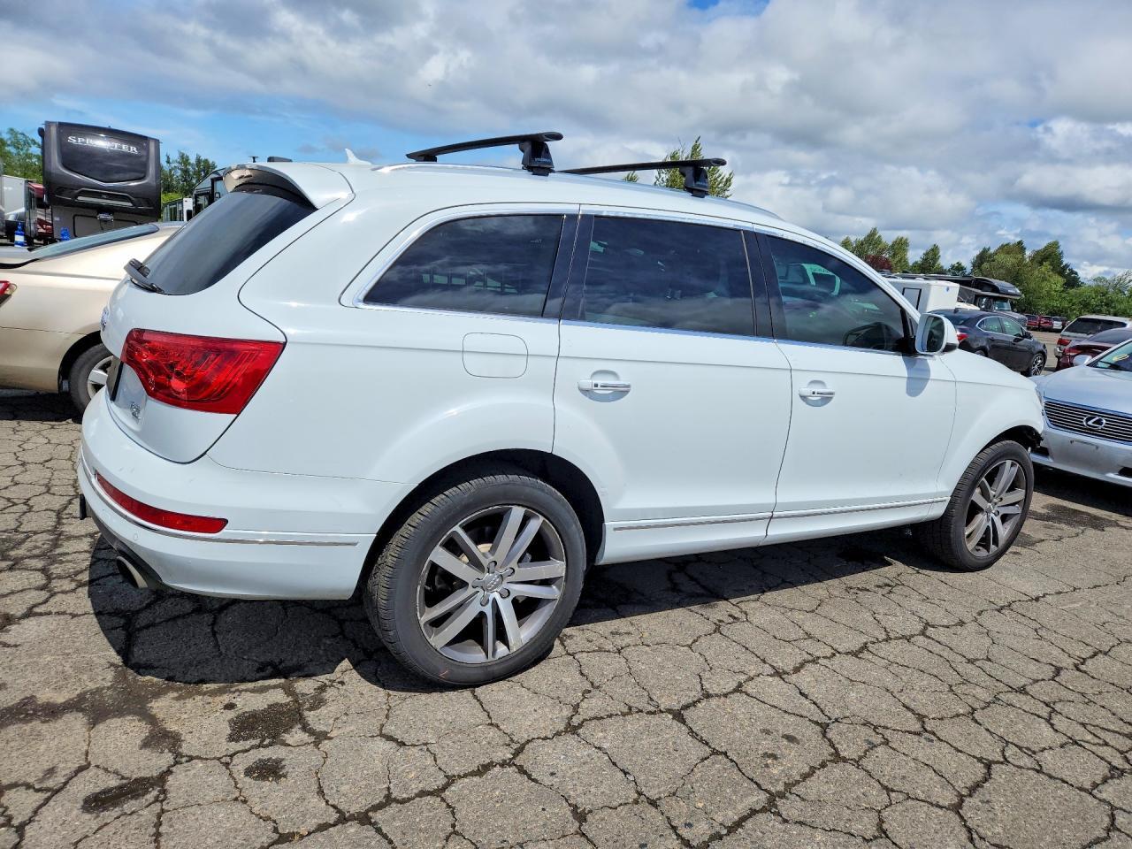 2015 Audi Q7 Premium Plus - Image 3