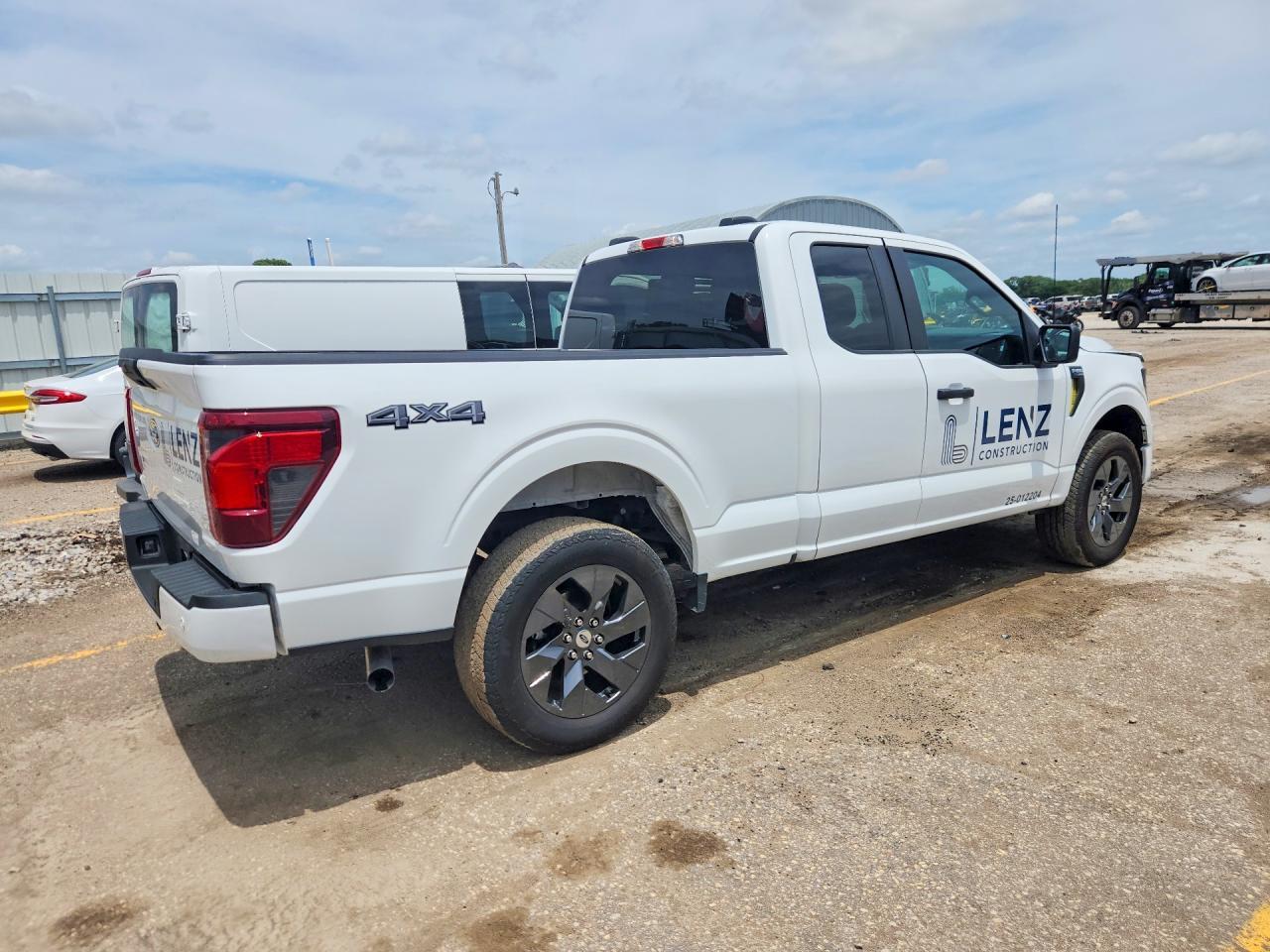 2025 Ford F150 Stx - Фото 3