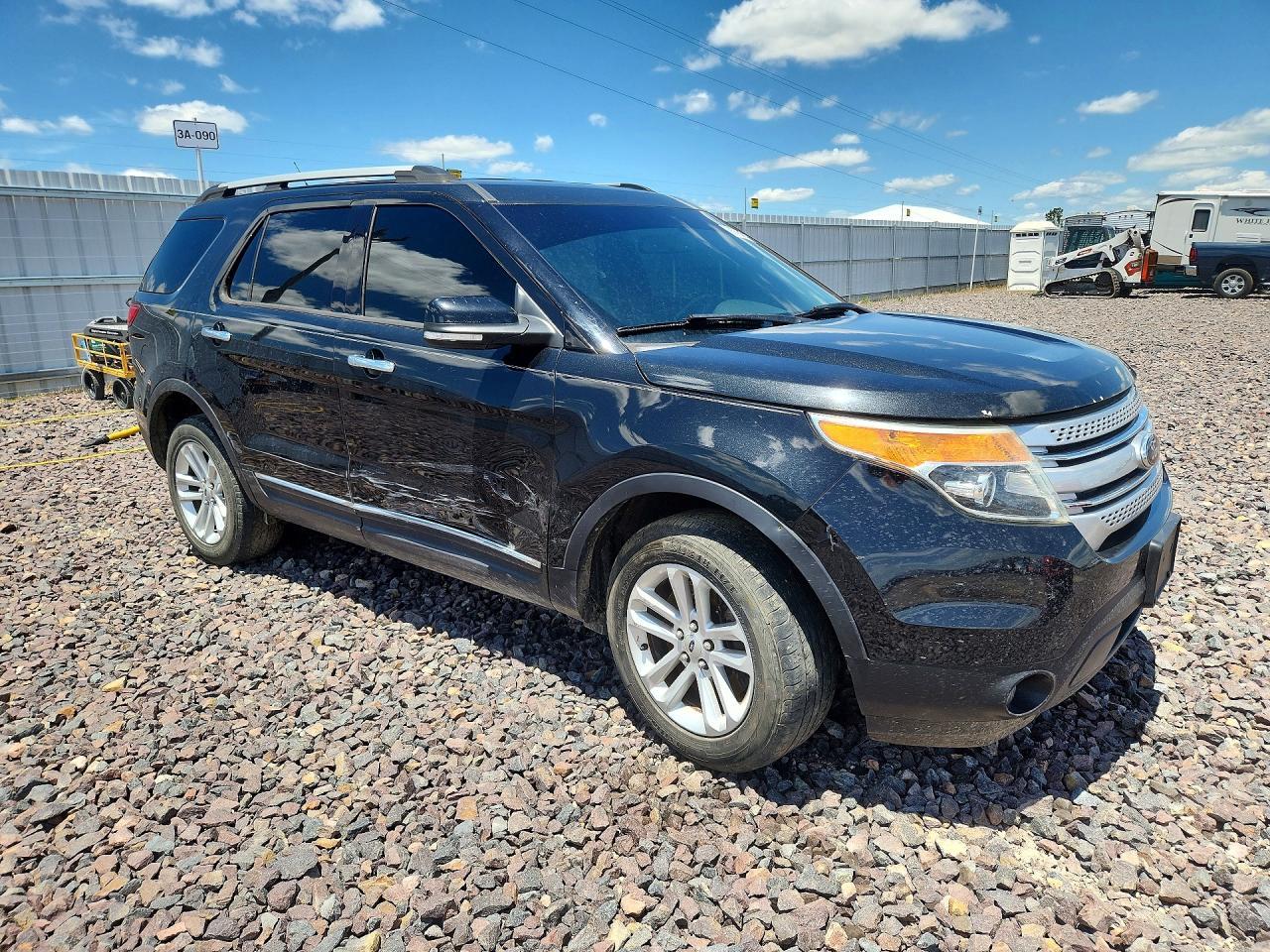 2015 Ford Explorer Xlt - Image 4