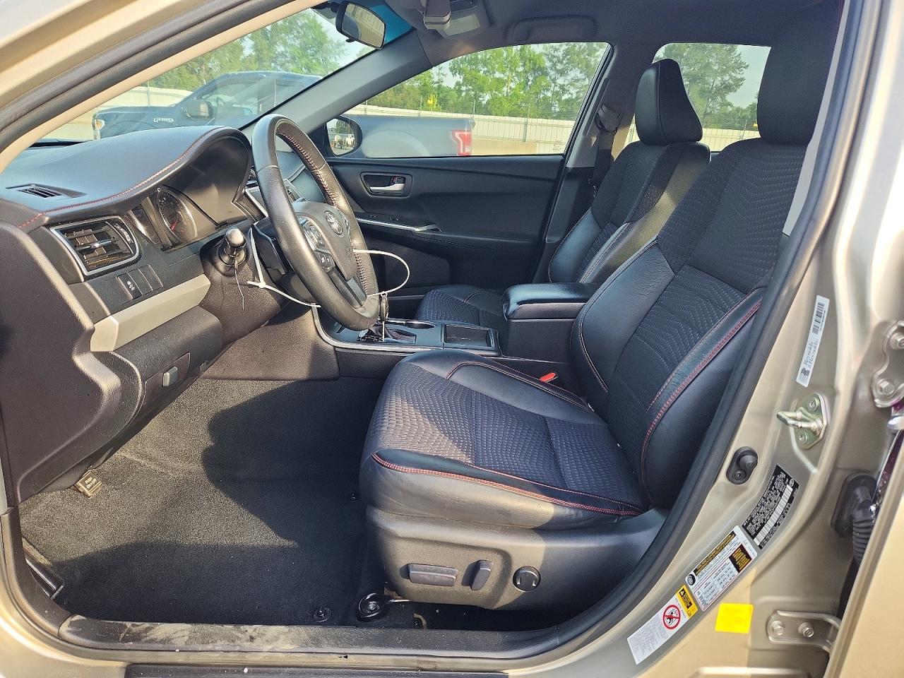 2015 Toyota Camry Se - Фото 7