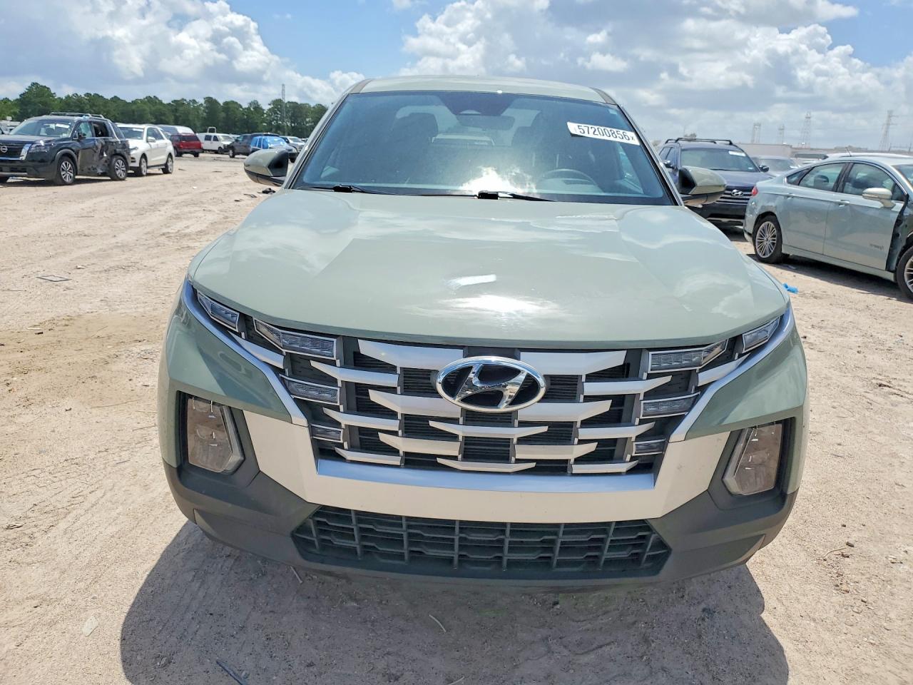 2024 Hyundai Santa Cruz Se - Image 5