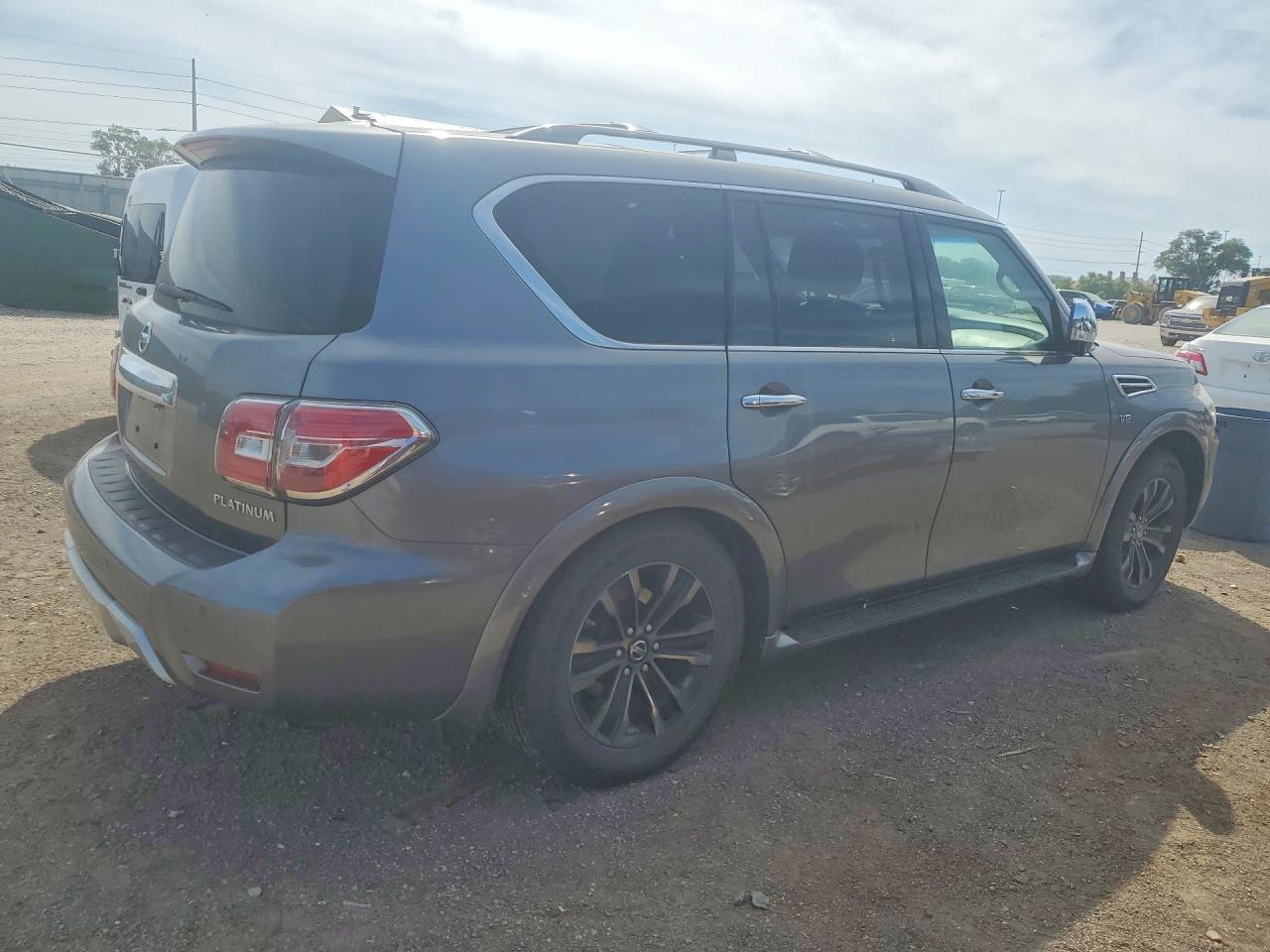 2017 Nissan Armada Platinum - Фото 3