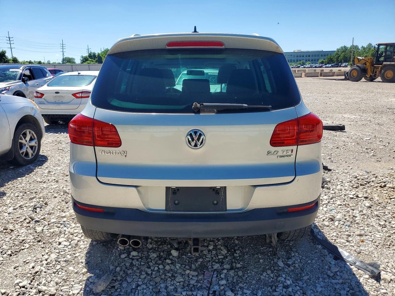 2014 Volkswagen Tiguan S - Фото 6