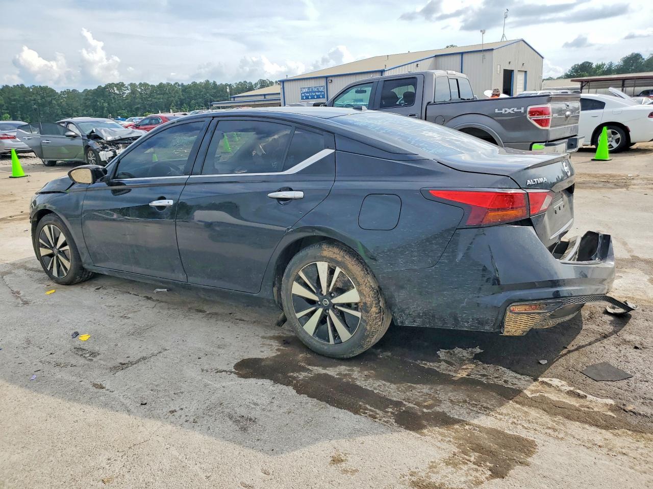 2019 Nissan Altima Sl - Фото 2