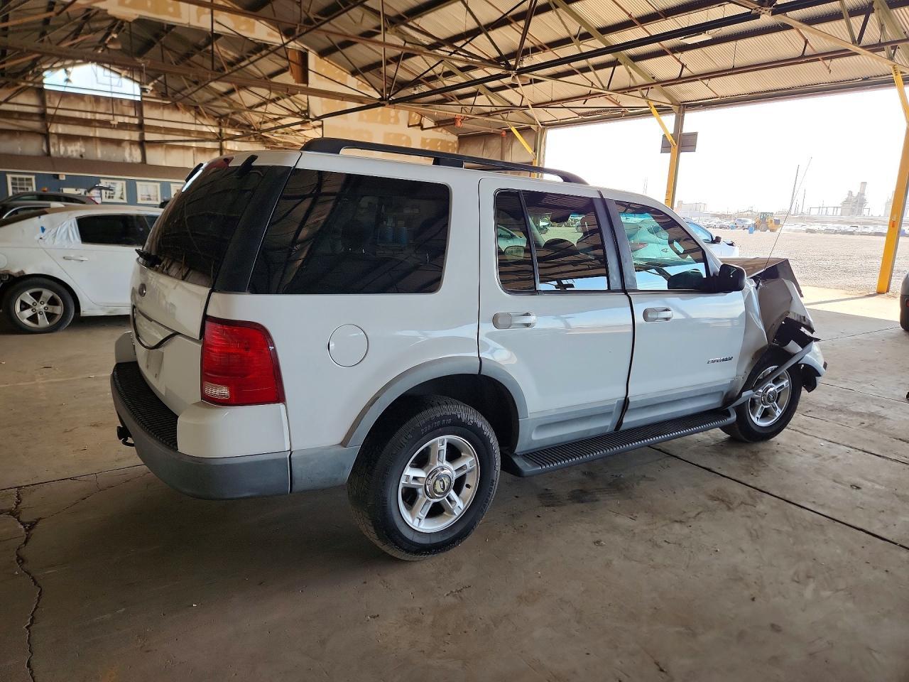 2002 Ford Explorer Xlt - Image 3