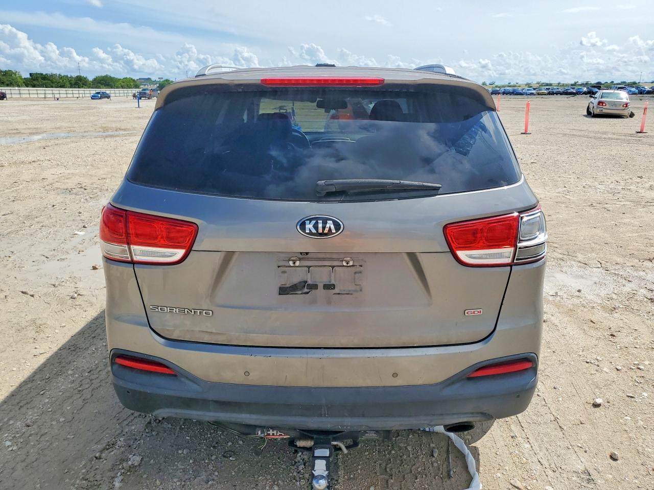 2018 Kia Sorento Lx - Фото 6