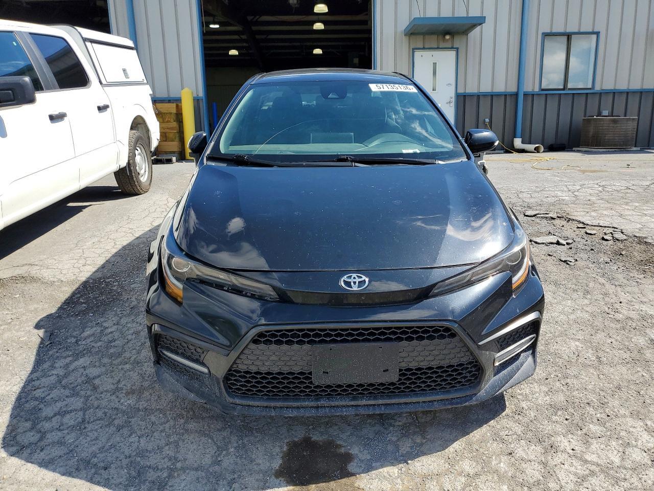 2020 Toyota Corolla Se - Image 5