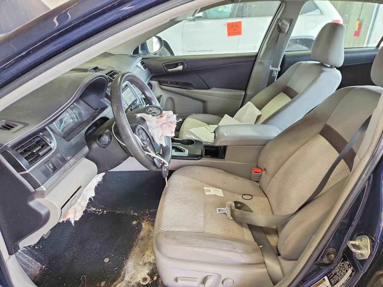 2014 Toyota Camry Le - Фото 7