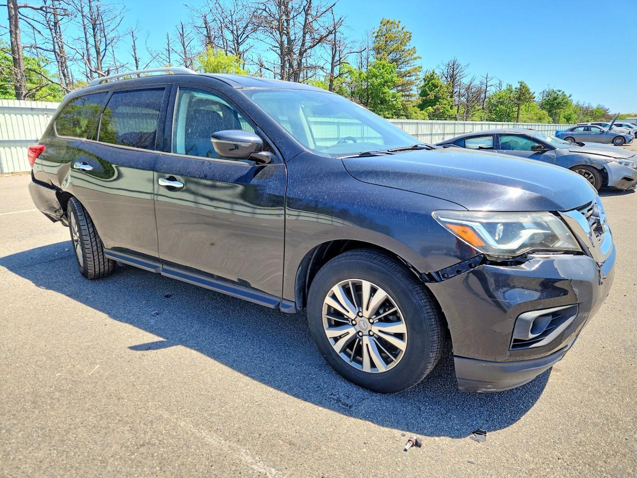 2018 Nissan Pathfinder Sv - Image 4
