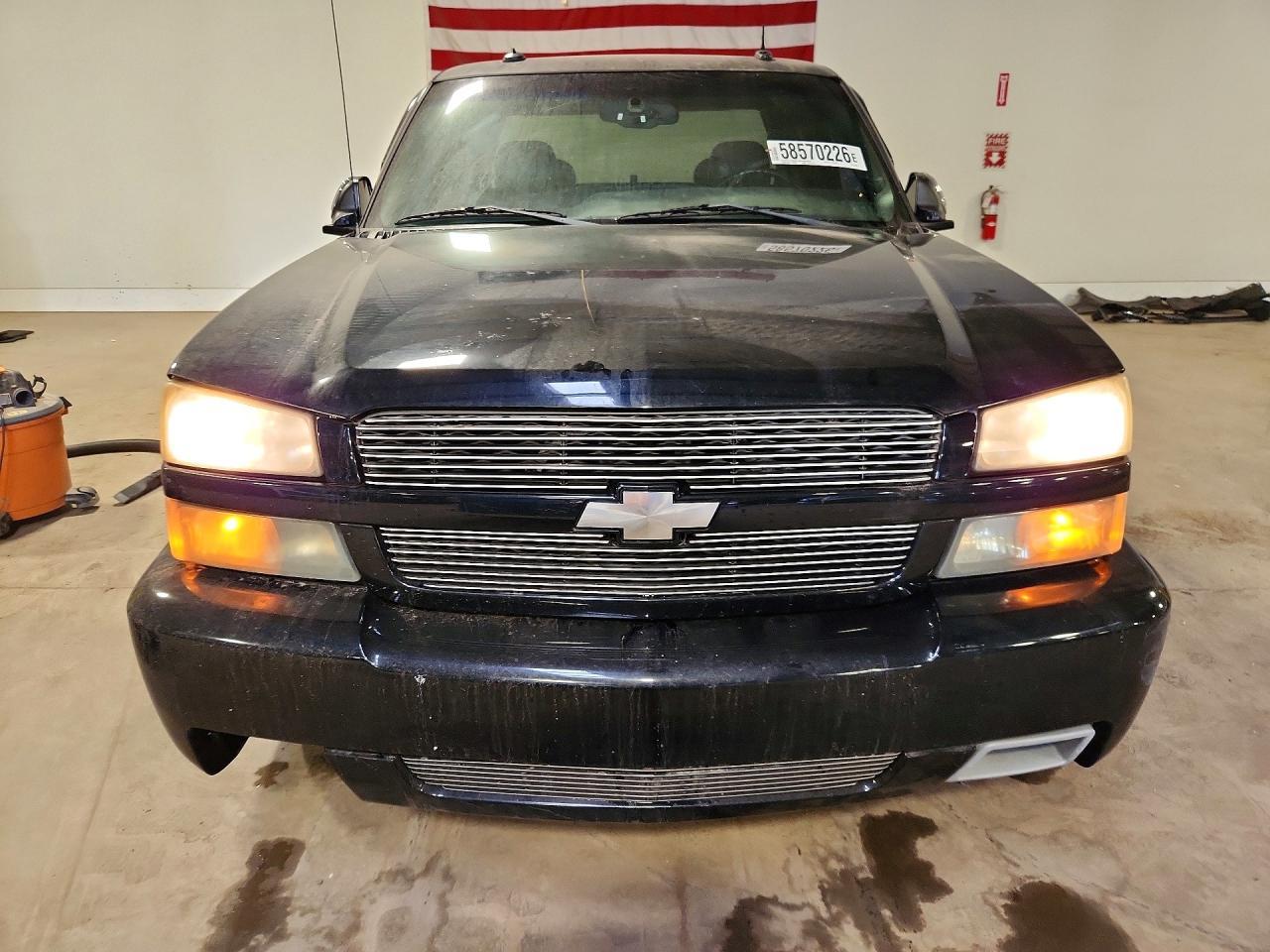 2003 Chevrolet Silverado K1500 - Image 5