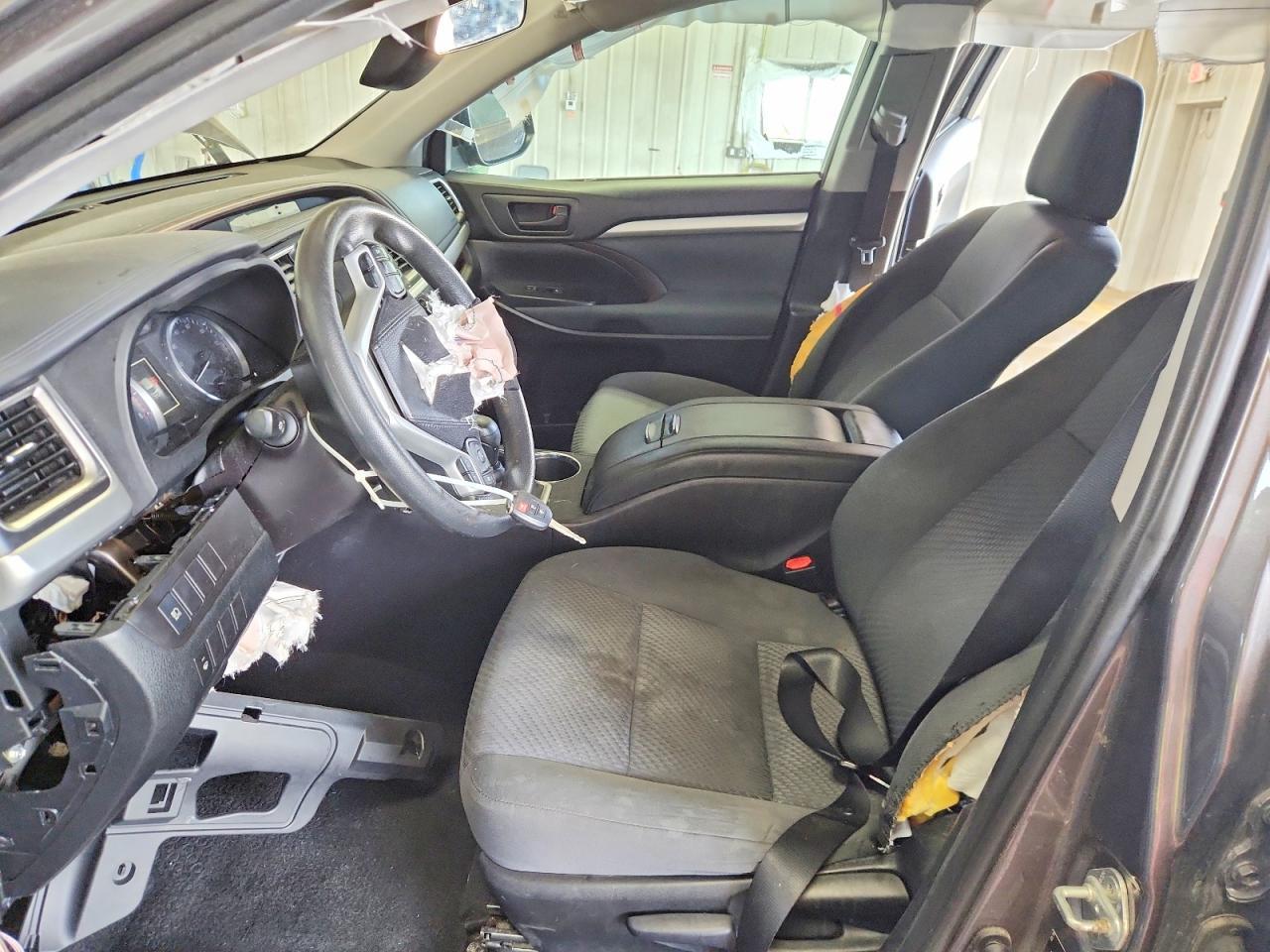 2019 Toyota Highlander Le - Фото 7