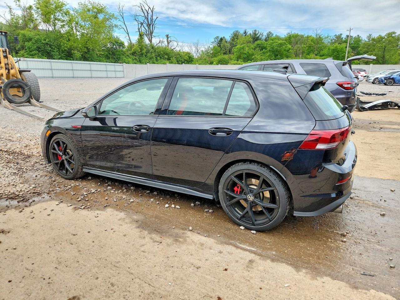 2024 Volkswagen Gti S - Фото 2