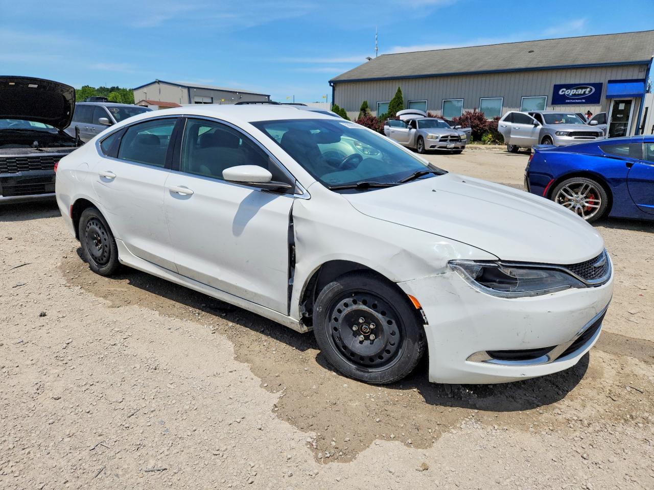 2016 Chrysler 200 Limited - Фото 4