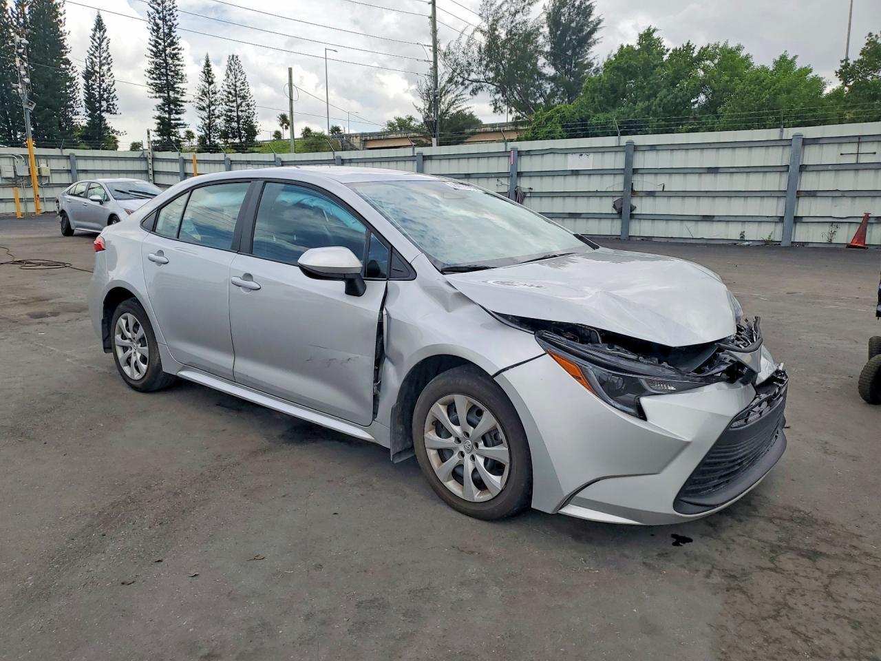 2026 Toyota Corolla Le - Image 4