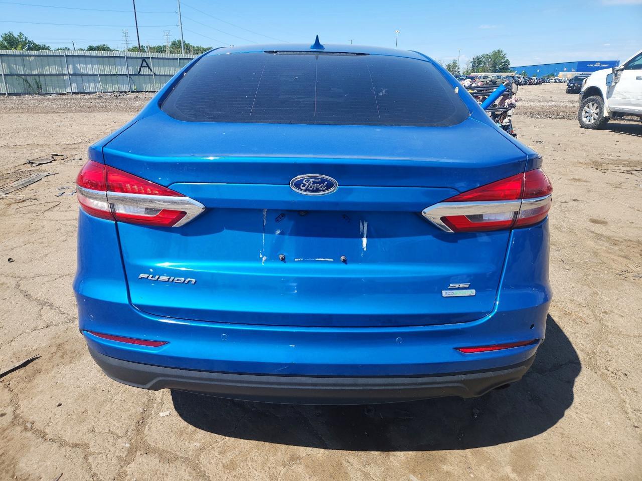 2020 Ford Fusion Se - Фото 6