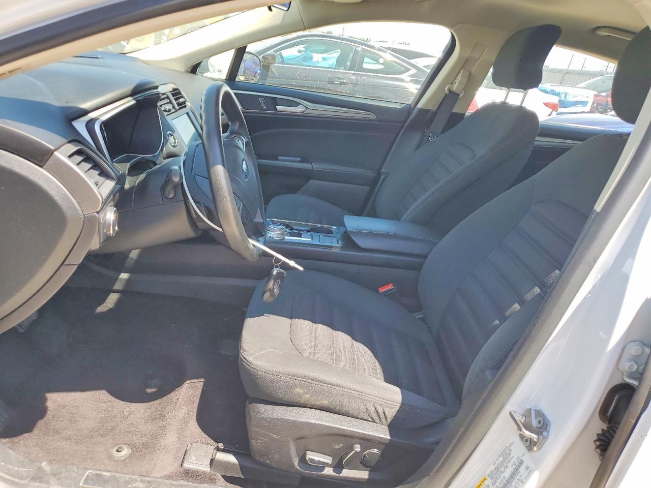 2017 Ford Fusion Se - Фото 7