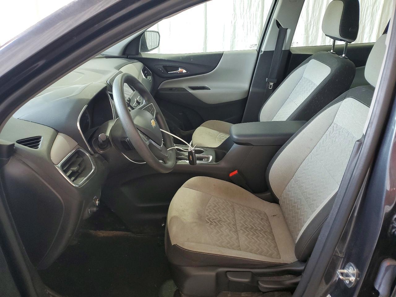 2022 Chevrolet Equinox Ls - Image 7