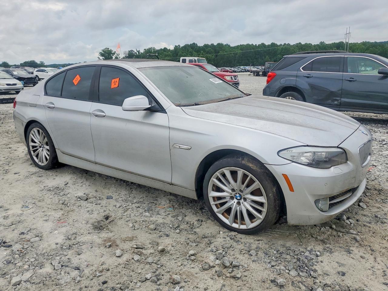 2011 BMW 550 I - Фото 4
