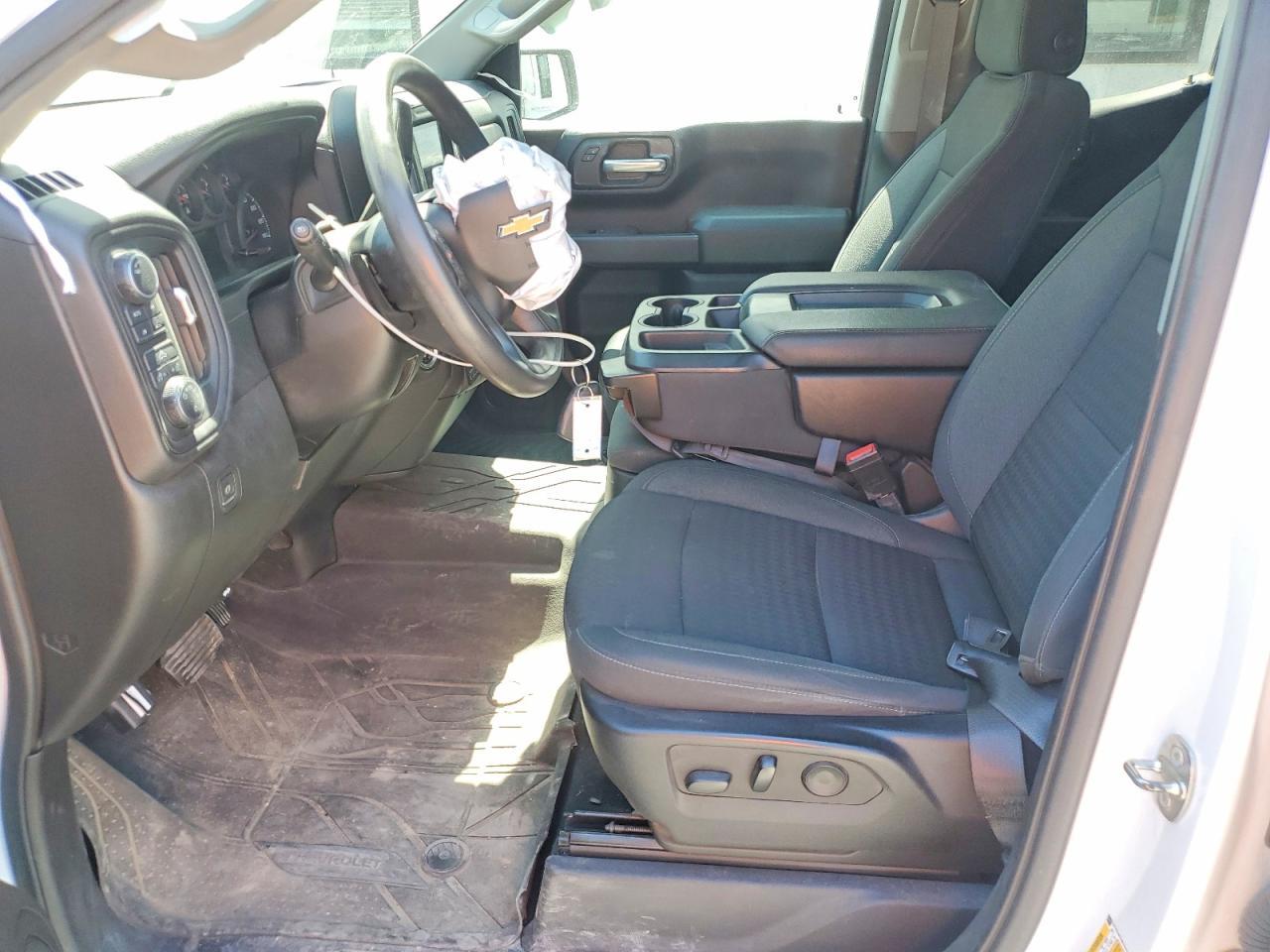 2022 Chevrolet Silverado K1500 - Фото 7