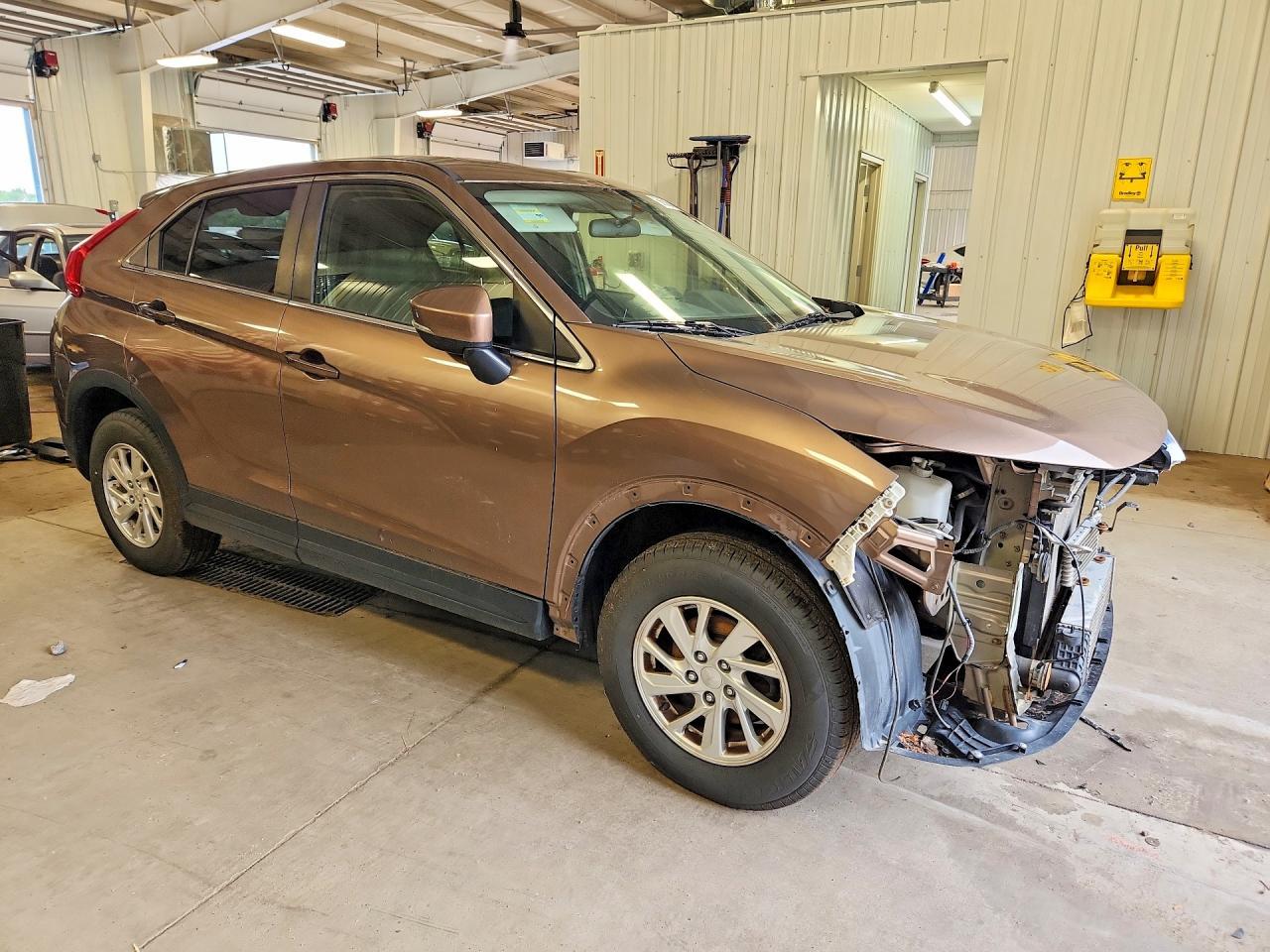 2019 Mitsubishi Eclipse Cross Es - Фото 4
