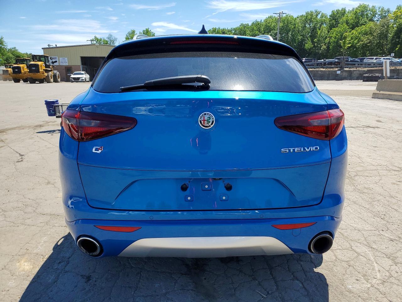 2021 Alfa Romeo Stelvio Ti - Фото 6