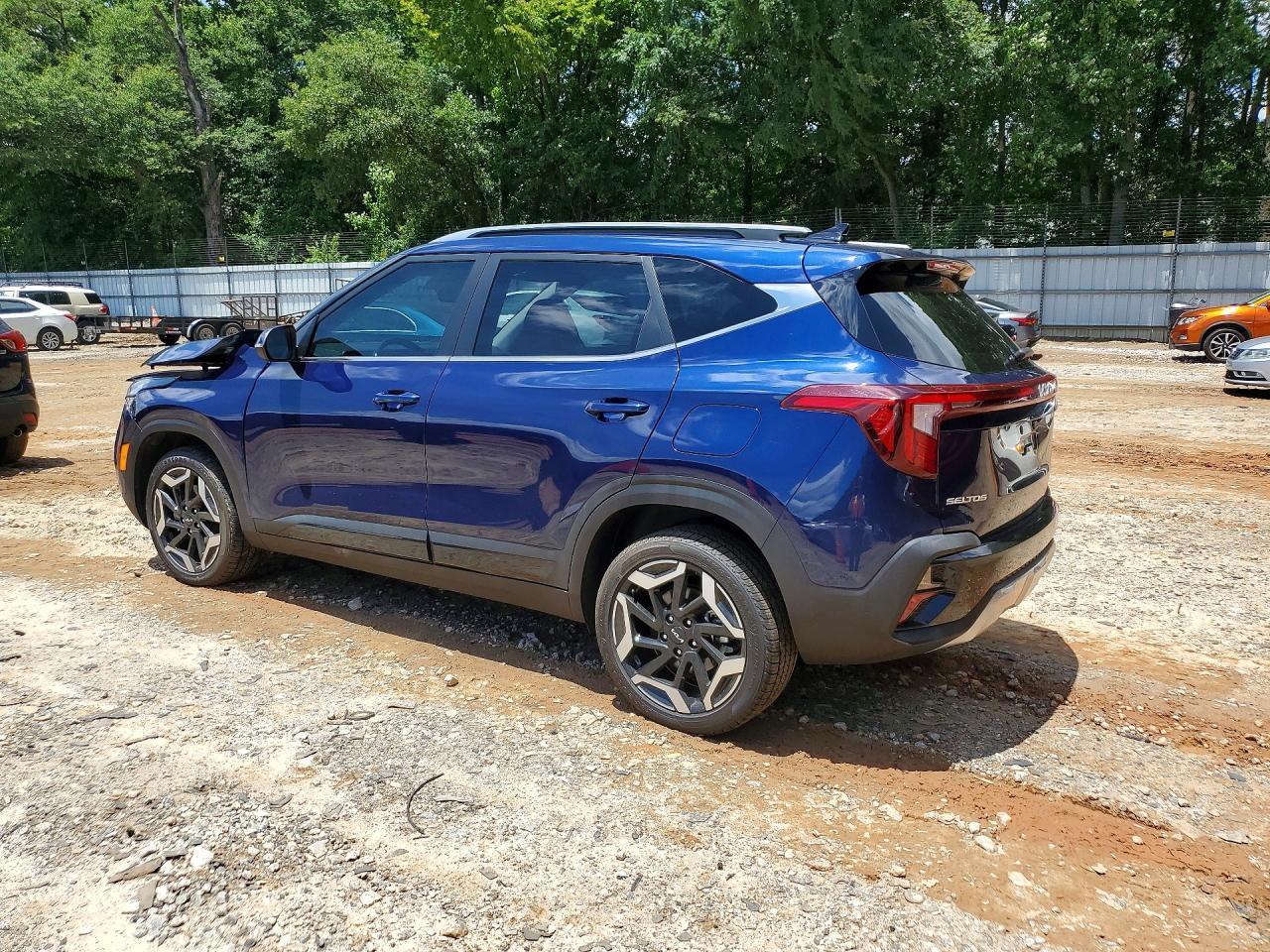 2024 Kia Seltos Sx - Image 2