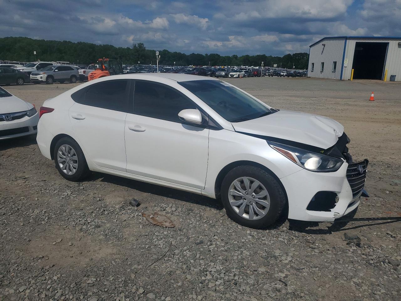 2021 Hyundai Accent Se - Image 4
