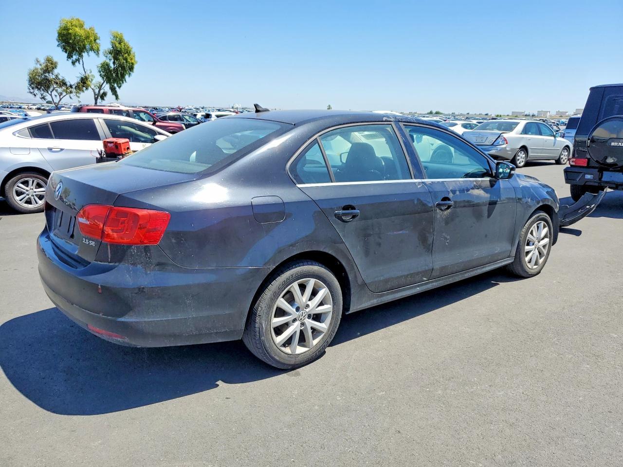 2013 Volkswagen Jetta Se - Фото 3