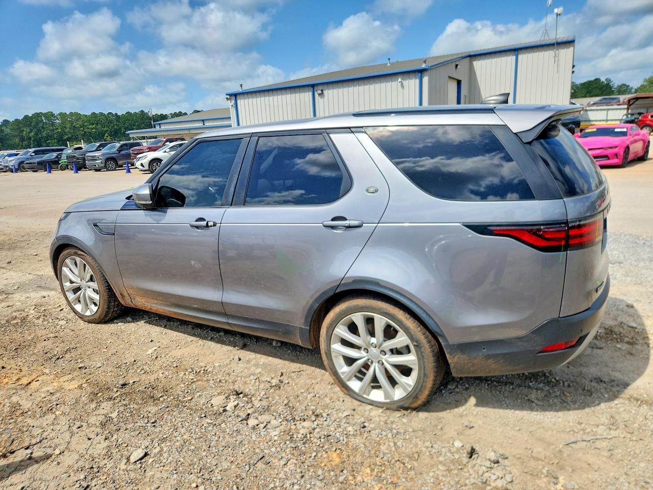 2023 Land Rover Discovery S - Image 2