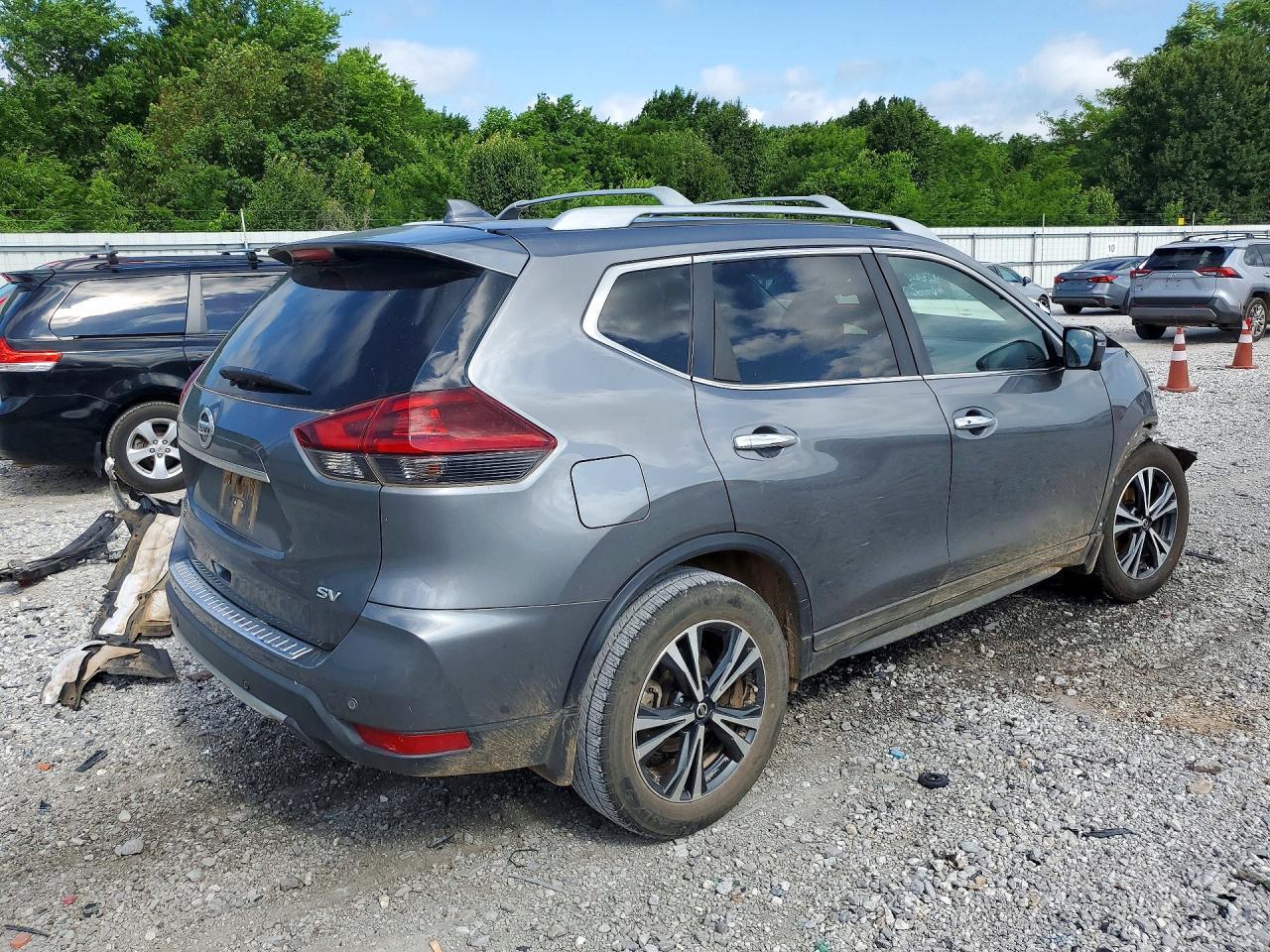 2020 Nissan Rogue Sv - Фото 3