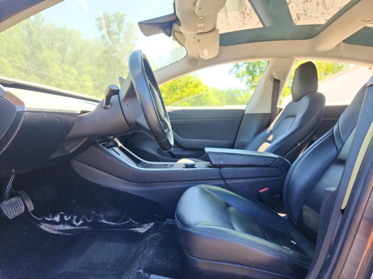 2018 Tesla Model 3 - Фото 7