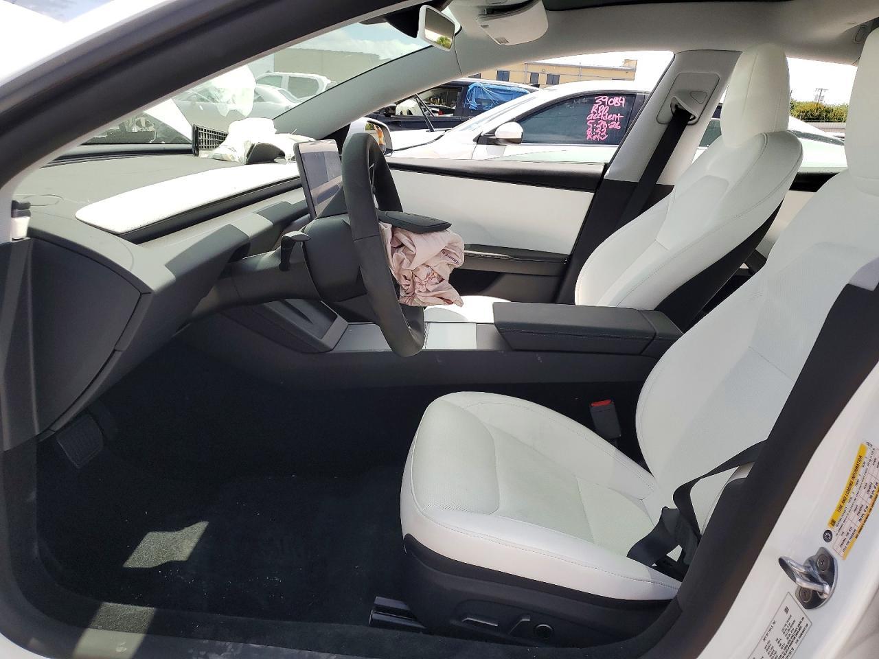 2026 Tesla Model 3 - Image 7