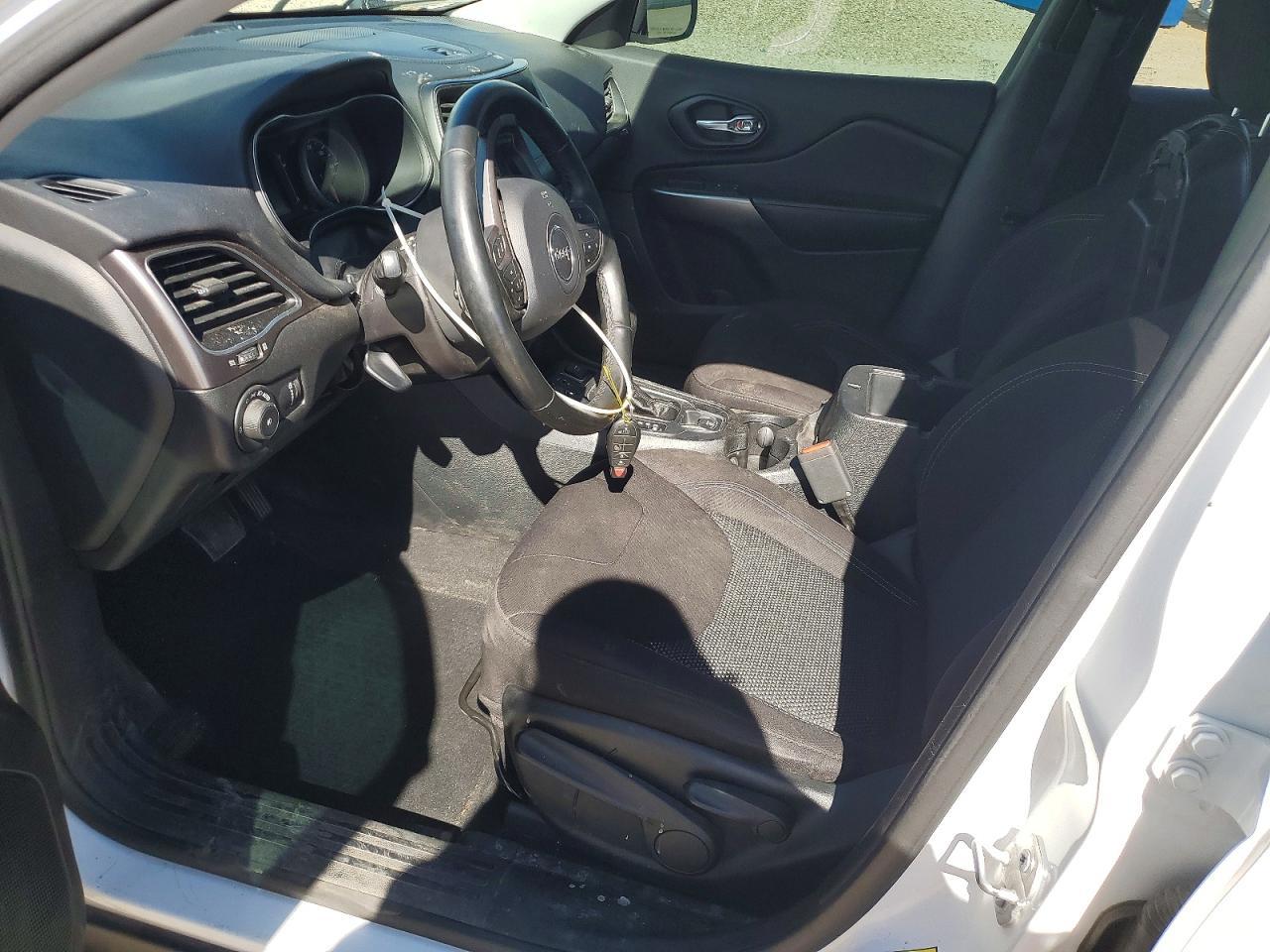 2019 Jeep Cherokee Latitude - Фото 7